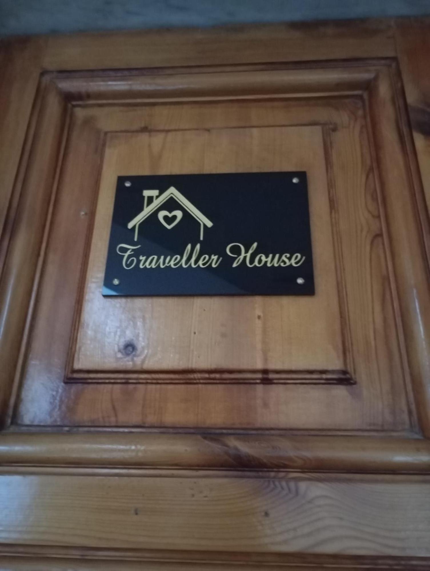 Appartamento Traveller House La Spezia Esterno foto